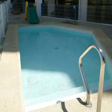 Apartamento T1 Com Piscina, Em Montechoro, Albufeira, Algarve *