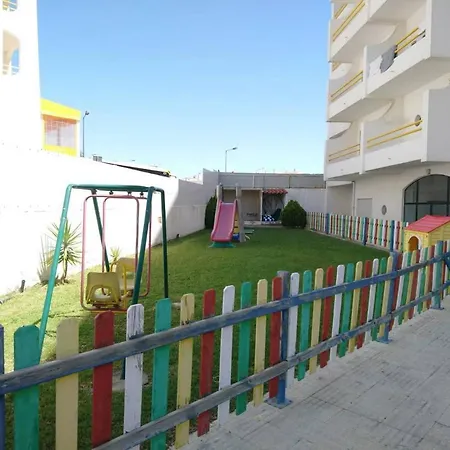 Apartamento T1 Com Piscina, Em Montechoro, Albufeira, Algarve