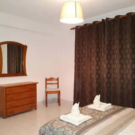 Apartamento T1 Com Piscina, Em Montechoro, Albufeira, Algarve Albufeira
